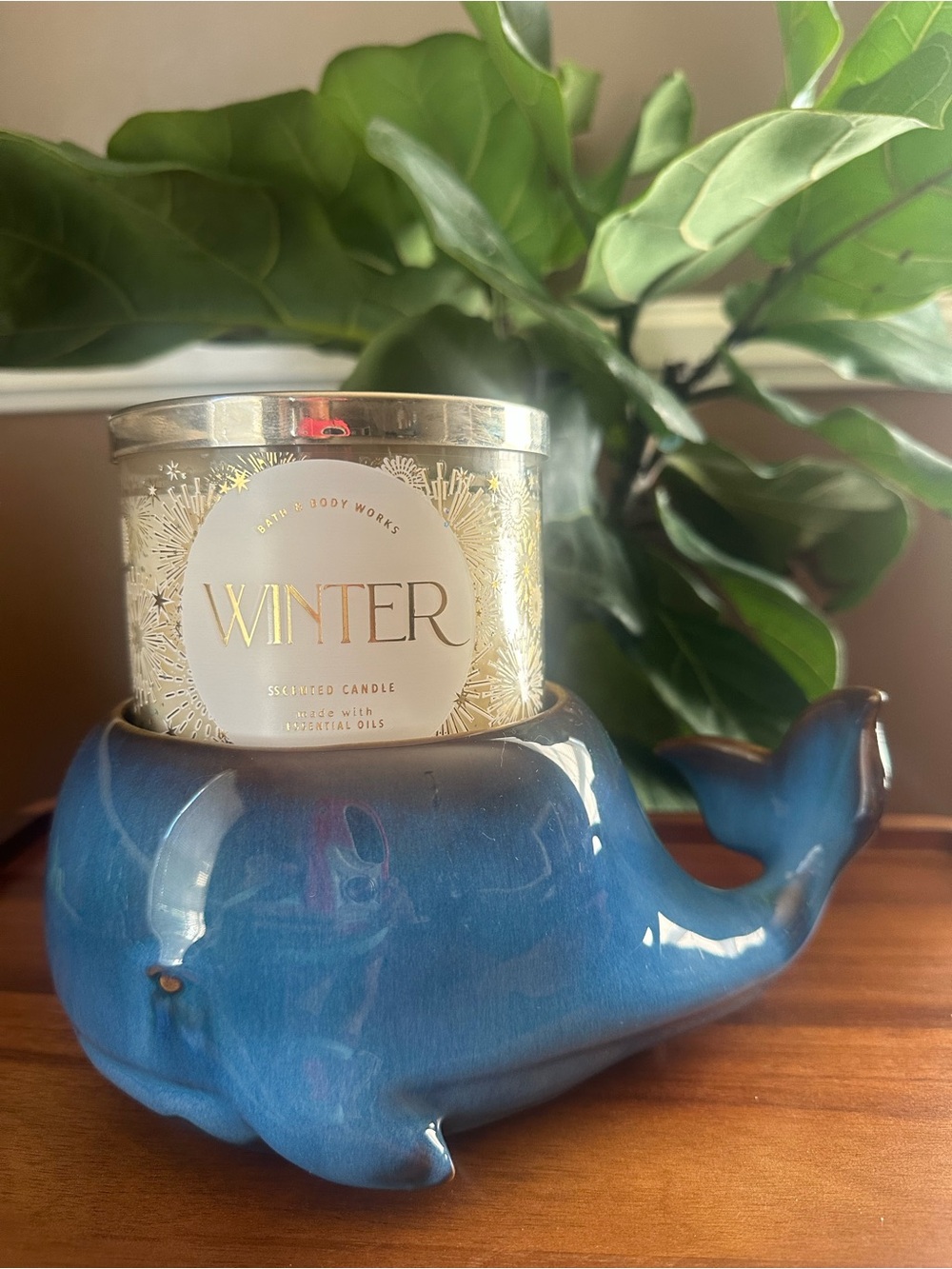 - Bath and Body Works Blue Whale Ceramic 3 Wick , Candle 3 Wick Set Of 2